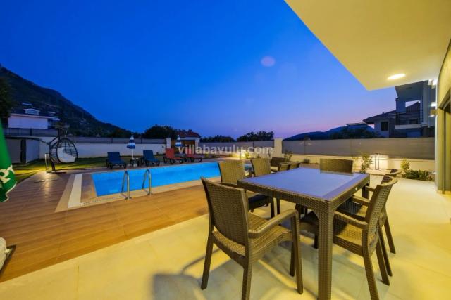 Villa Lara Duo